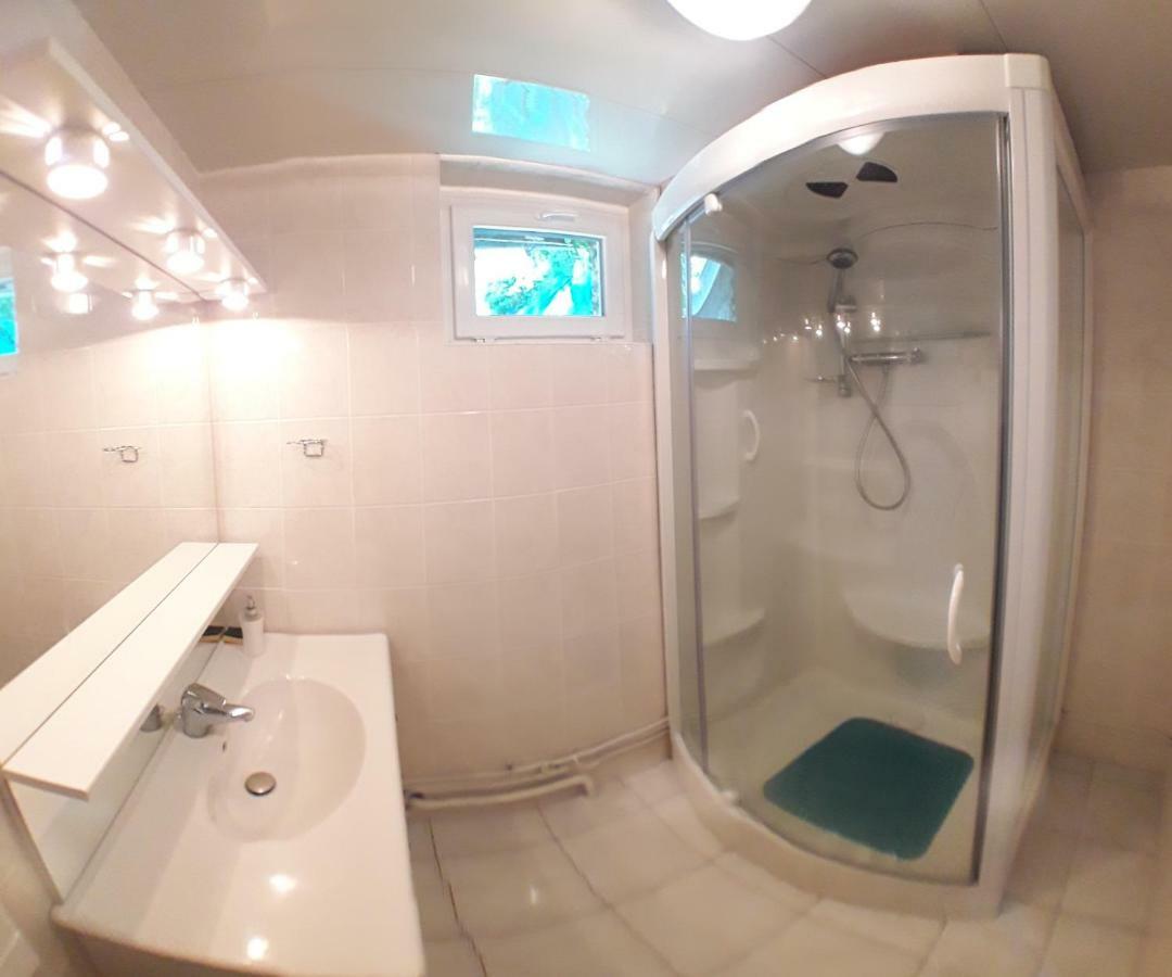 Les Planchettes Vakantiehuis
